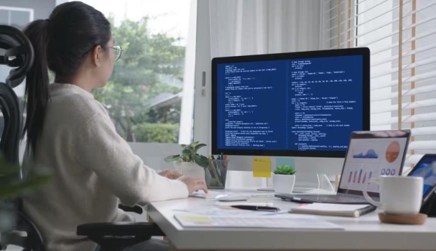 佳县企业数字化解决方案:机器学习赋能商业模式升级的核心路径